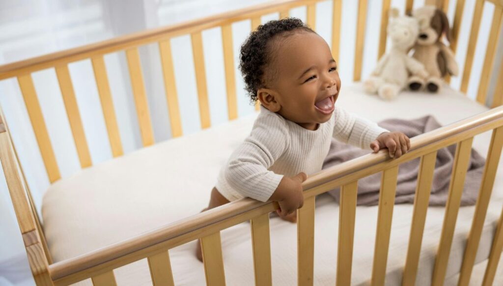 Mini crib length online