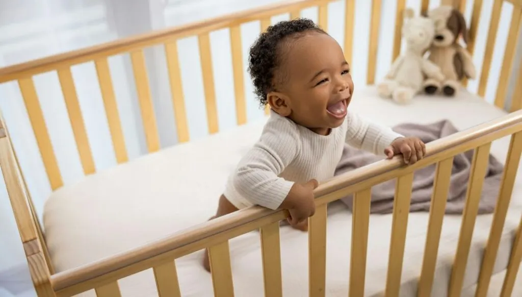 Mini crib vs standard crib size best sale